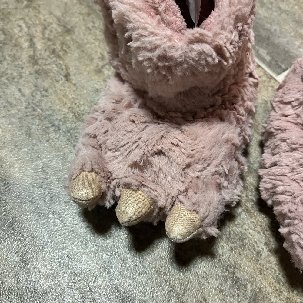 Monster slippers - Picture 2 of 4